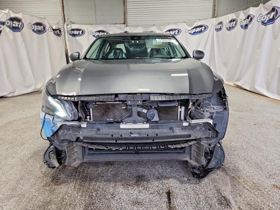 69428936 :رقم المزاد ، 1N4BL4BV8PN378361 vin ، 2023 Nissan Altima مزاد بيع