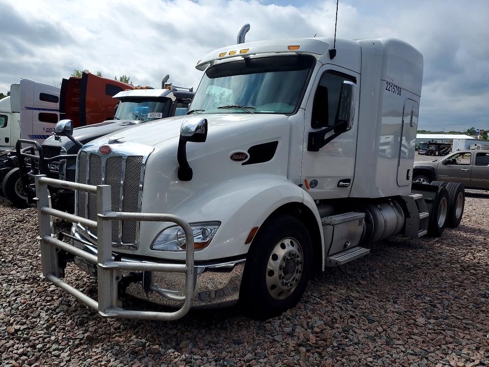 Продажа на аукционе авто 2019 Peterbilt 579, vin: 1XPBDP9X4KD235663, номер лота: 65876916