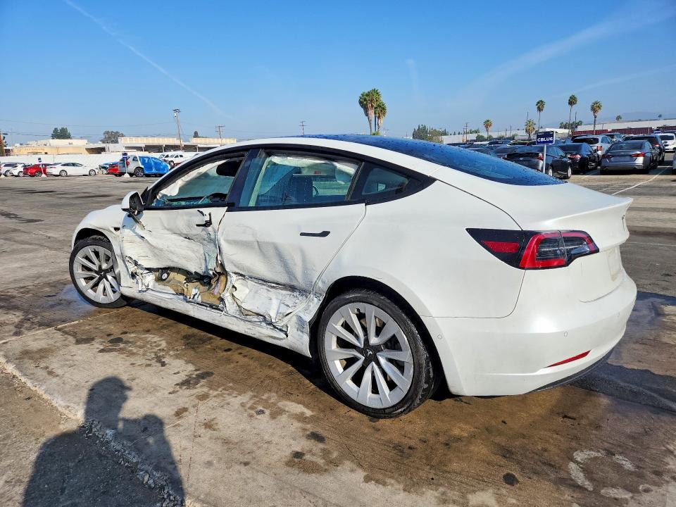 2022 Tesla Model 3 მანქანა იყიდება აუქციონზე, vin: 5YJ3E1EAXNF304550, აუქციონის ნომერი: 70564586