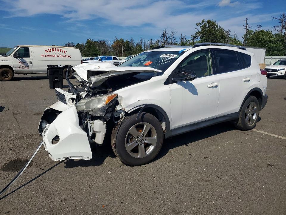 Продаж на аукціоні авто 2015 Toyota Rav4, vin: JTMRFREV7FD114318, номер лоту: 67848006