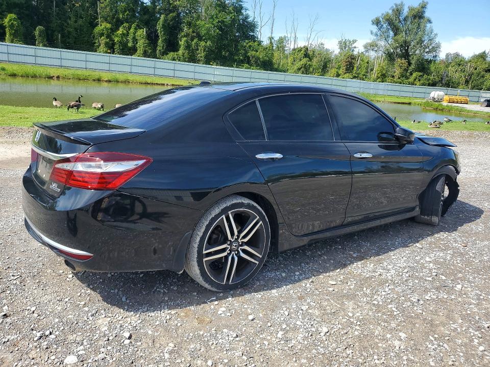 Auction sale of the 2017 Honda Accord, vin: 1HGCR3F90HA021173, lot number: 68399936