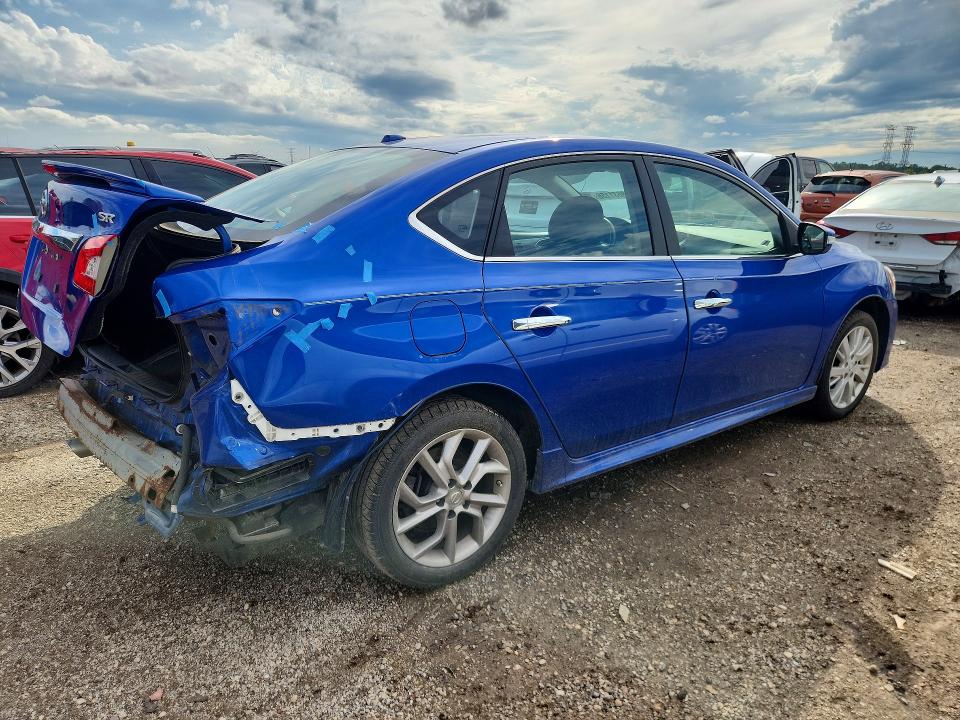 68631156 :رقم المزاد ، 3N1AB7AP1FY275090 vin ، 2015 Nissan Sentra مزاد بيع