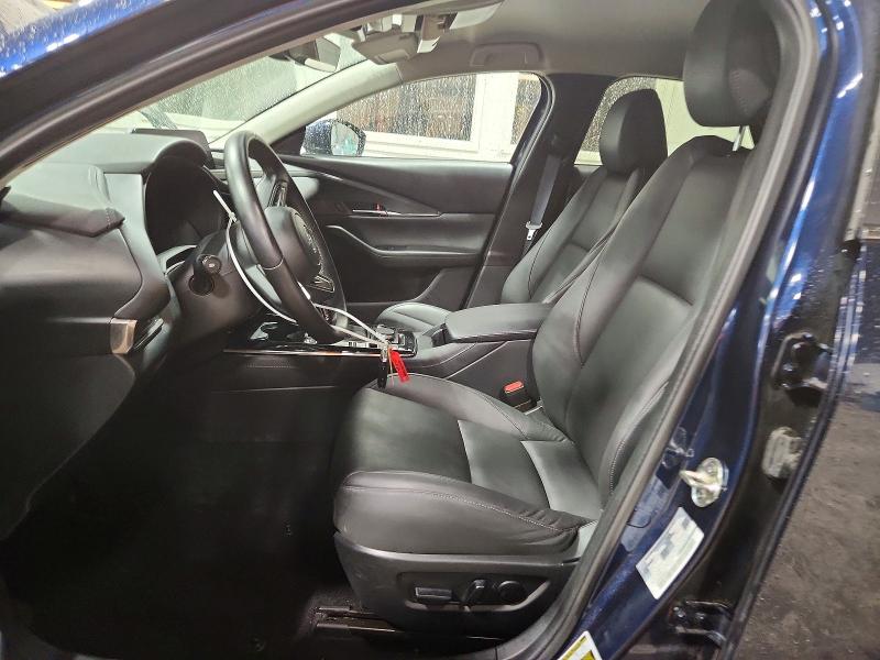 69569306 :رقم المزاد ، 3MVDMBCM9PM502771 vin ، 2023 Mazda Cx-30 مزاد بيع
