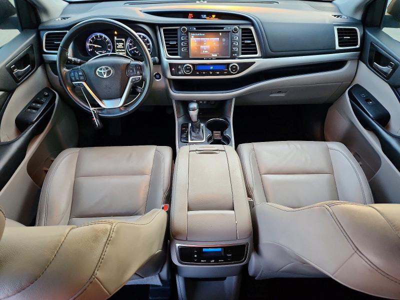 Продаж на аукціоні авто 2019 Toyota Highlander, vin: 5TDKZRFH7KS366067, номер лоту: 70631156