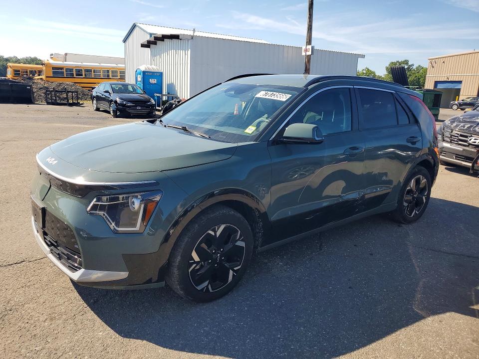 2023 Kia Niro მანქანა იყიდება აუქციონზე, vin: KNDCR3L17P5024902, აუქციონის ნომერი: 67873566