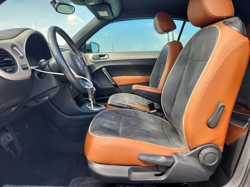 67902796 :رقم المزاد ، 3VW517AT8FM808362 vin ، 2015 Volkswagen Beetle مزاد بيع