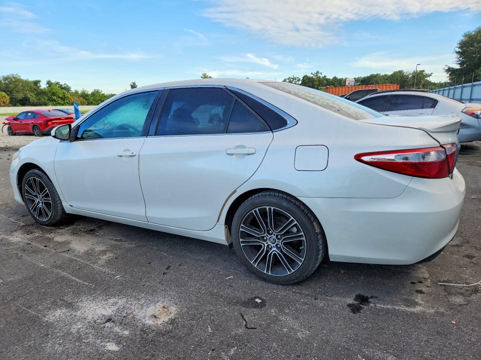 68667706 :رقم المزاد ، 4T1BF1FK5GU159844 vin ، 2016 Toyota Camry مزاد بيع