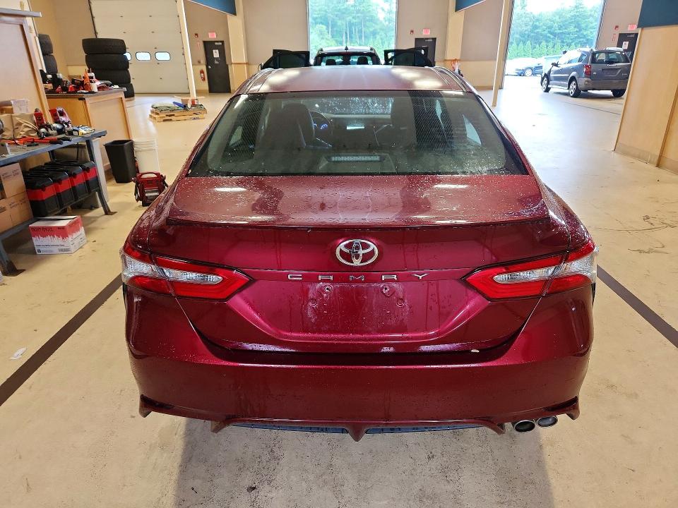 2018 Toyota Camry მანქანა იყიდება აუქციონზე, vin: 4T1B11HKXJU669464, აუქციონის ნომერი: 67599936