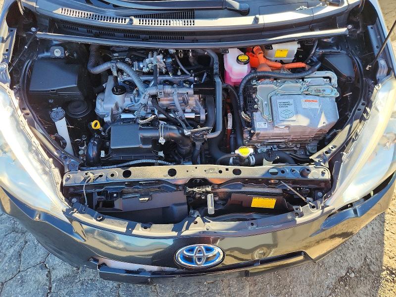 68198736 :رقم المزاد ، JTDKDTB34C1023916 vin ، 2012 Toyota Prius C مزاد بيع