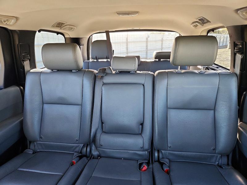68447996 :رقم المزاد ، 5TDJY5G13HS150170 vin ، 2017 Toyota Sequoia مزاد بيع