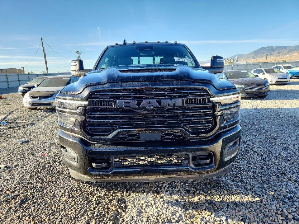 67027066 :رقم المزاد ، 3C6UR5FJ7SG522523 vin ، 2025 Ram 2500 مزاد بيع