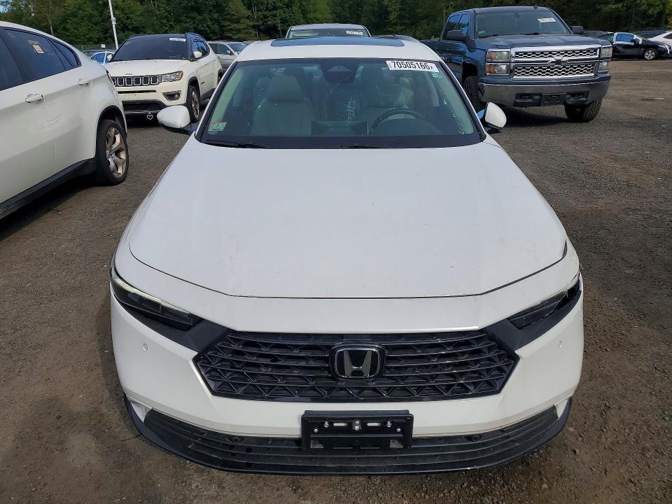 Продажа на аукционе авто 2025 Honda Accord, vin: 1HGCY2F68SA090932, номер лота: 70505166