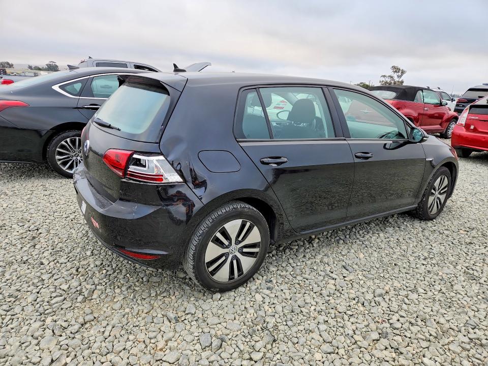 68504736 :رقم المزاد ، WVWKP7AU0GW915422 vin ، 2016 Volkswagen E-golf مزاد بيع