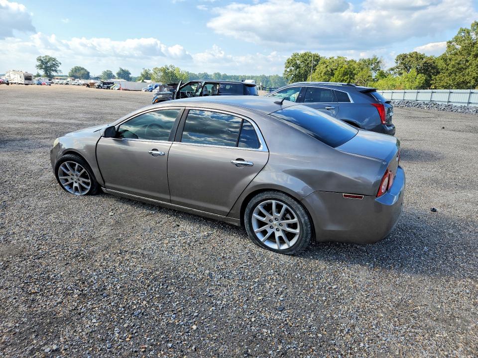 69084346 :رقم المزاد ، 1G1ZE5E15BF105021 vin ، 2011 Chevrolet Malibu مزاد بيع