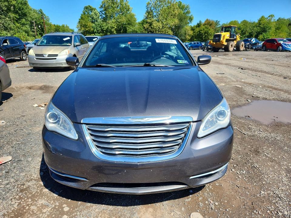 Продаж на аукціоні авто 2014 Chrysler 200, vin: 1C3BCBEG1EN163952, номер лоту: 67660696