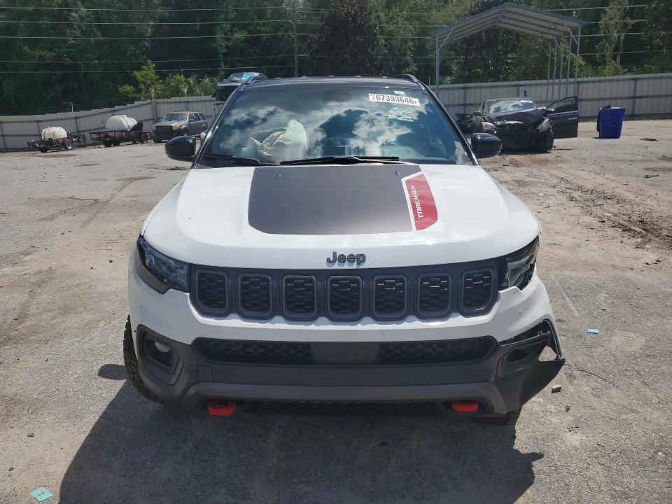 67393646 :رقم المزاد ، 3C4NJDDN2ST532467 vin ، 2025 Jeep Compass مزاد بيع