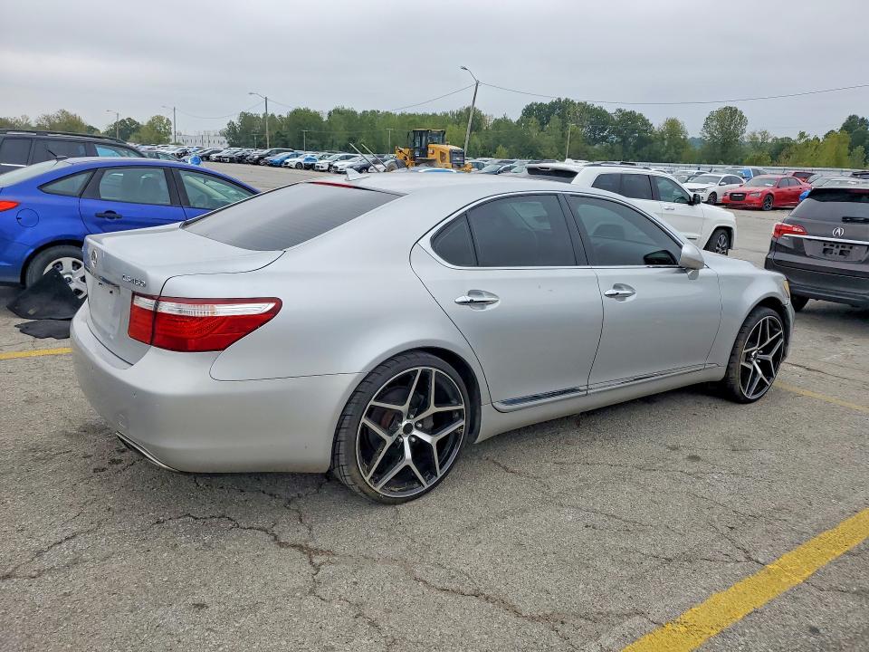 70244606 :رقم المزاد ، JTHBL46F175044586 vin ، 2007 Lexus Ls مزاد بيع