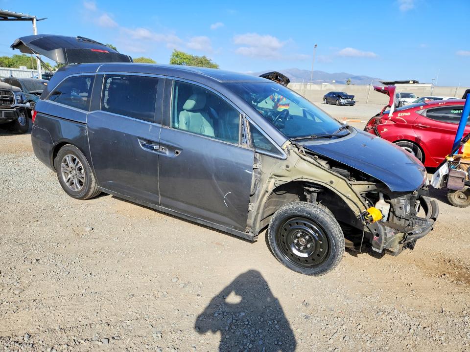 2011 Honda Odyssey მანქანა იყიდება აუქციონზე, vin: 5FNRL5H6XBB097796, აუქციონის ნომერი: 70156776
