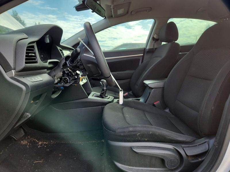 70600856 :رقم المزاد ، 5NPD84LF4KH449804 vin ، 2019 Hyundai Elantra مزاد بيع
