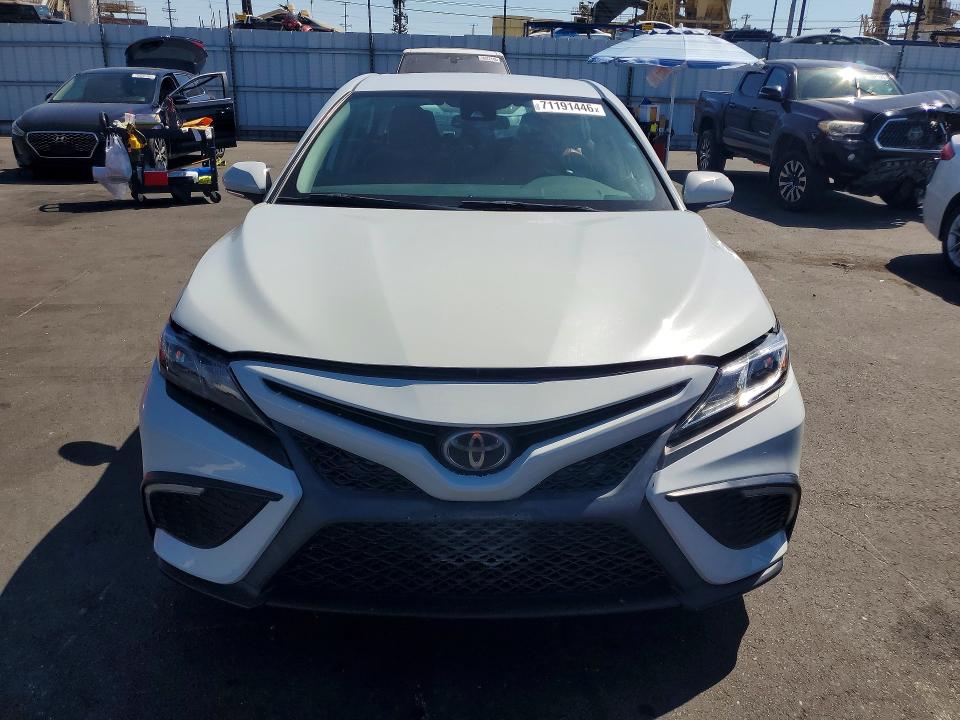 Продаж на аукціоні авто 2024 Toyota Camry, vin: 4T1G11AK1RU263066, номер лоту: 71191446