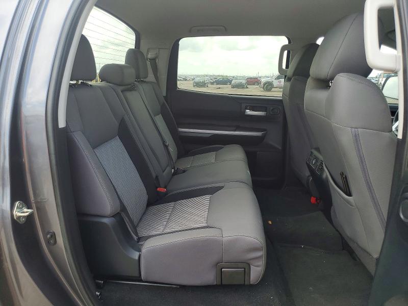 Продажа на аукционе авто 2017 Toyota Tundra, vin: 5TFEM5F12HX119954, номер лота: 69246296