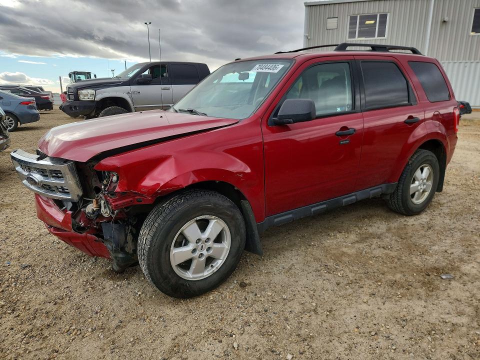 70484406 :رقم المزاد ، 1FMCU93GX9KD13004 vin ، 2009 Ford Escape مزاد بيع