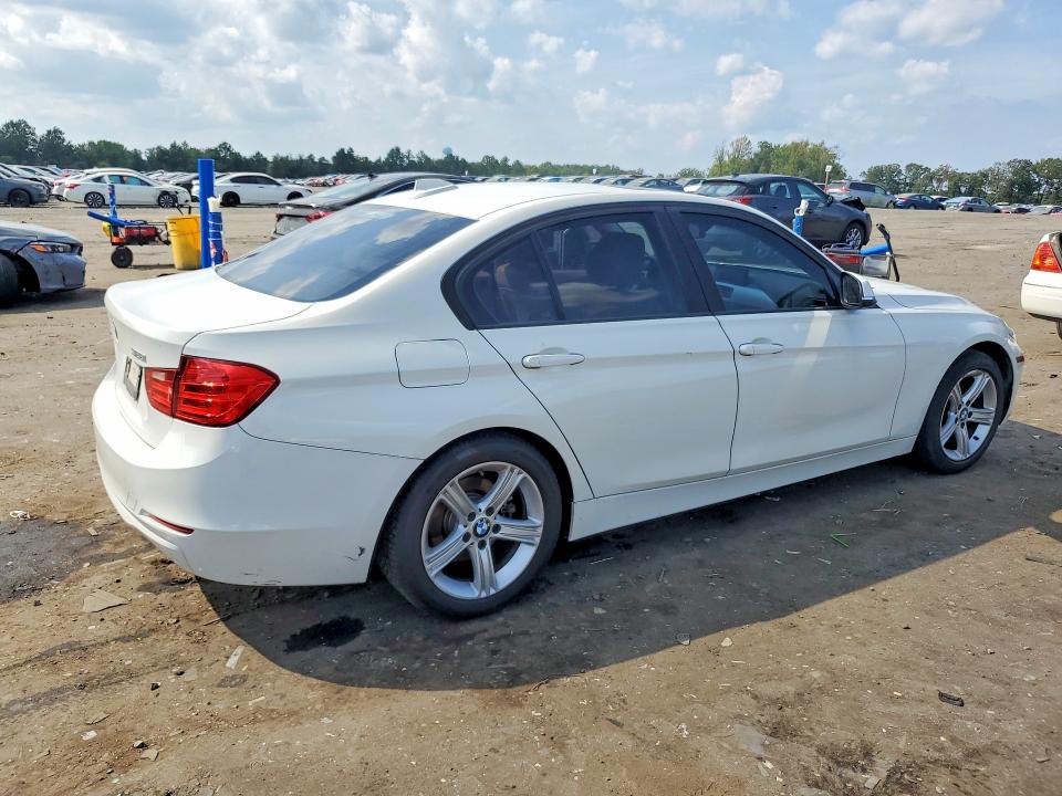 66212526 :رقم المزاد ، WBA3A5C56DF602240 vin ، 2013 Bmw 328 مزاد بيع