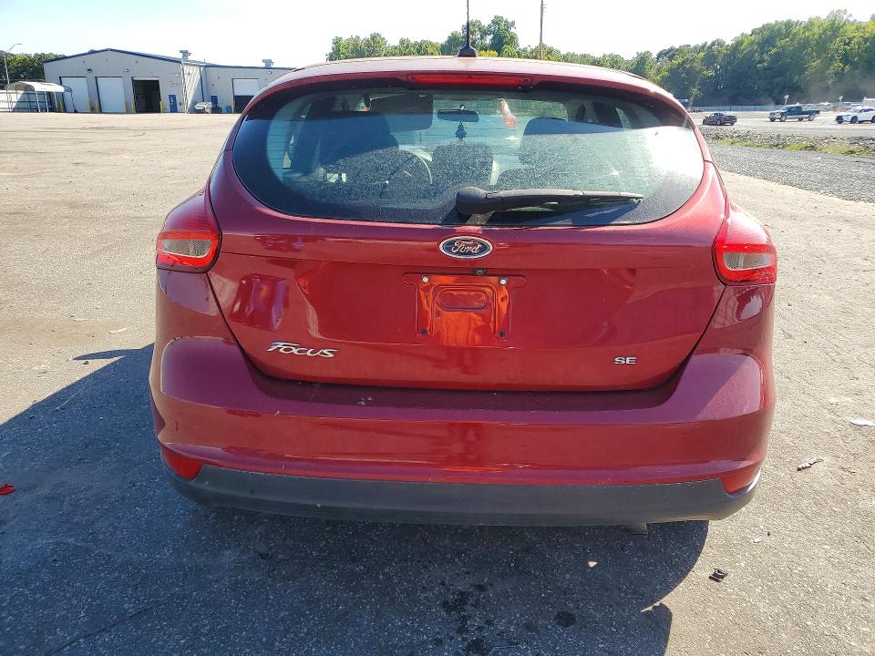 67981646 :رقم المزاد ، 1FADP3K22HL297687 vin ، 2017 Ford Focus مزاد بيع
