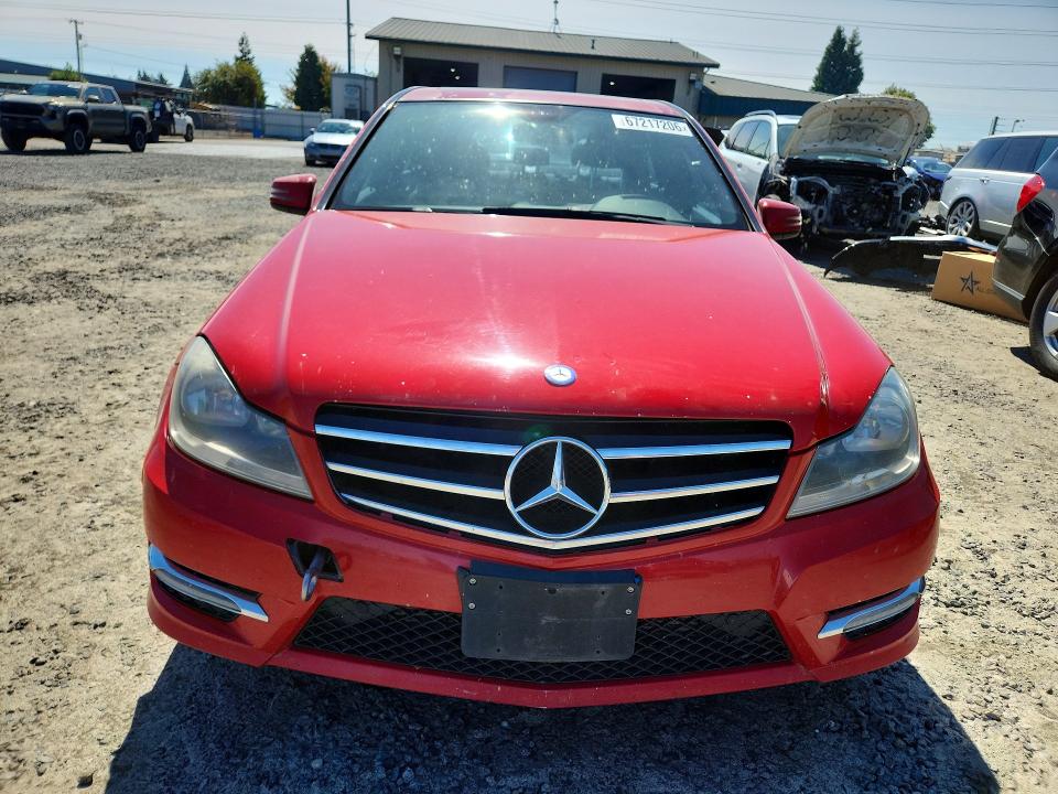 Продаж на аукціоні авто 2014 Mercedes-benz C, vin: WDDGF4HB9EA963027, номер лоту: 67217206