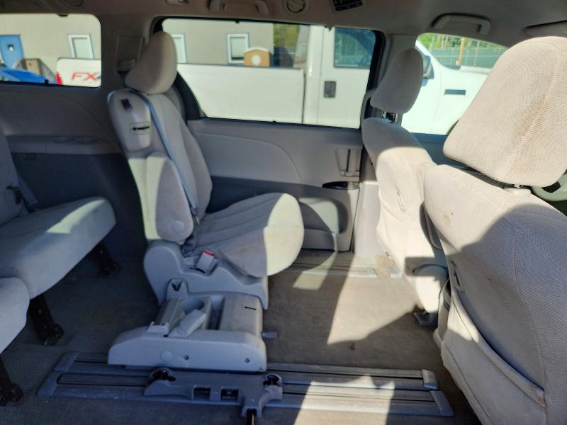 Продажа на аукционе авто 2013 Toyota Sienna, vin: 5TDKK3DC8DS358233, номер лота: 67216186