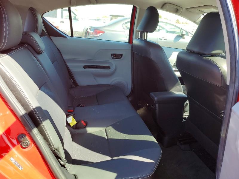 69978326 :رقم المزاد ، JTDKDTB37E1075401 vin ، 2014 Toyota Prius C مزاد بيع