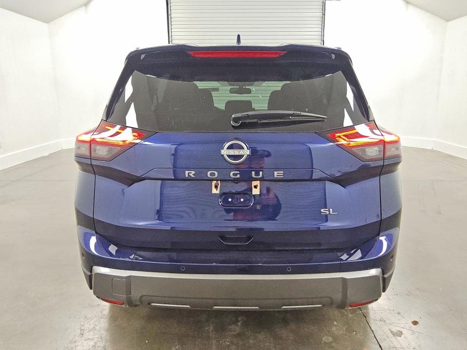 Продаж на аукціоні авто 2025 Nissan Rogue, vin: 5N1BT3CA2SC827159, номер лоту: 70508276