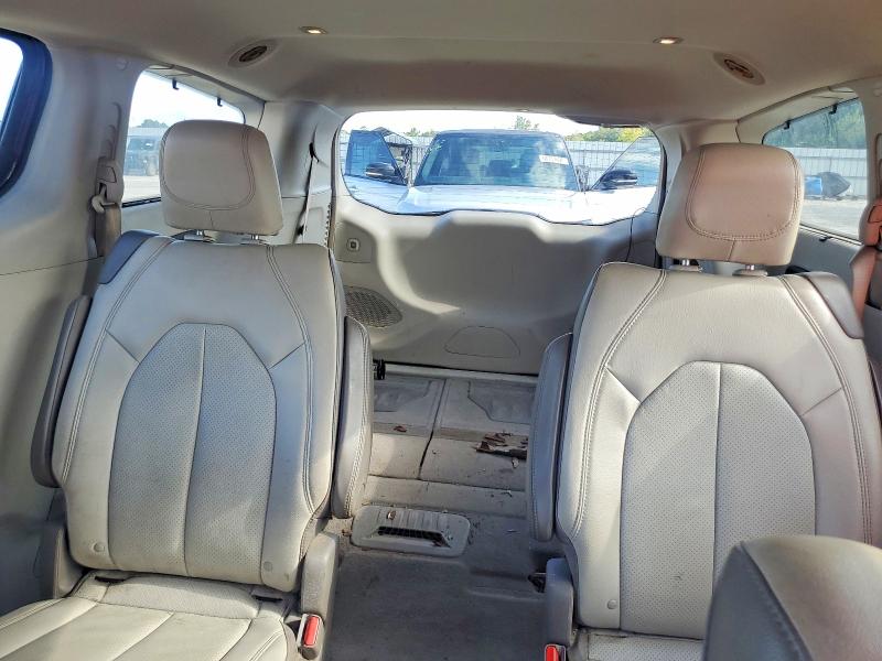 Продаж на аукціоні авто 2017 Chrysler Pacifica, vin: 2C4RC1EGXHR614369, номер лоту: 69749736