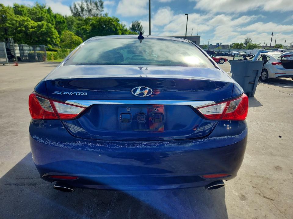 Продаж на аукціоні авто 2011 Hyundai Sonata, vin: 5NPEC4AC5BH179560, номер лоту: 70650946