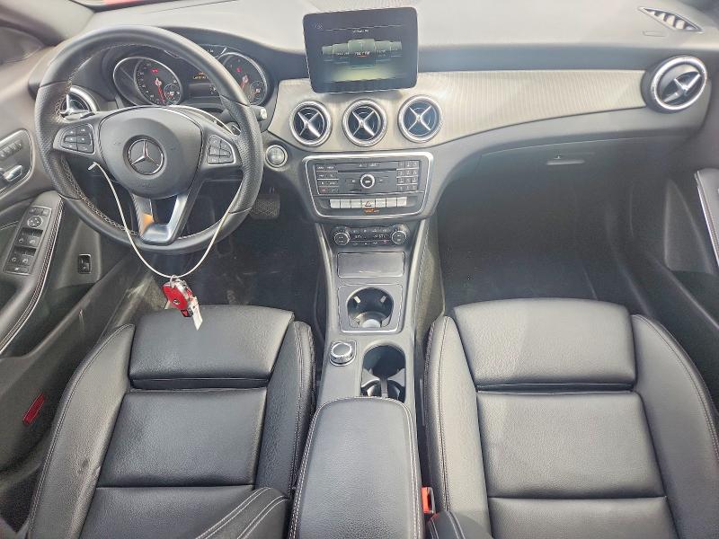 68161316 :رقم المزاد ، WDDSJ4GB4JN602902 vin ، 2018 Mercedes-benz Cla مزاد بيع
