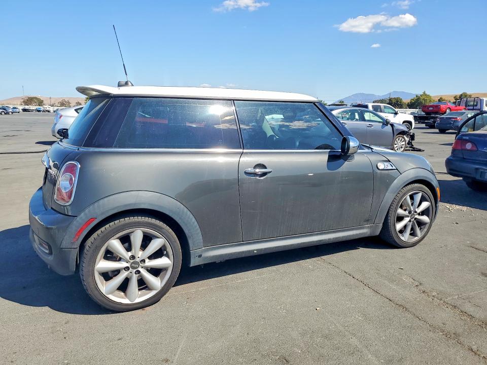 67731926 :رقم المزاد ، WMWSV3C58CTY18904 vin ، 2012 Mini Cooper مزاد بيع