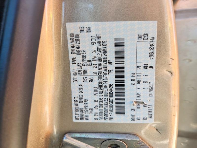 67669276 :رقم المزاد ، 1FMCU0GD7HUE44096 vin ، 2017 Ford Escape مزاد بيع