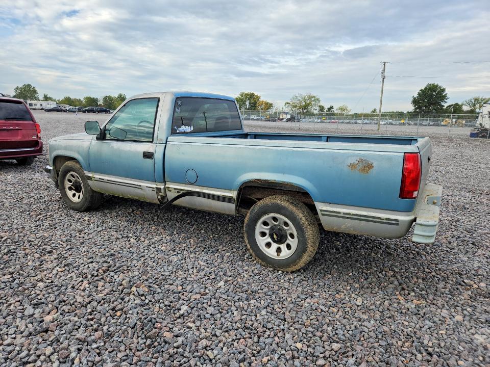 70979556 :رقم المزاد ، 1GCFC24Z1JZ330569 vin ، 1988 Chevrolet Gmt-400 مزاد بيع