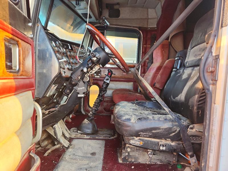 1998 Peterbilt 379 მანქანა იყიდება აუქციონზე, vin: 1XP5D69X4WN447342, აუქციონის ნომერი: 67434296