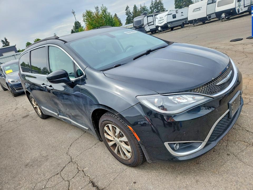 Aukcja sprzedaży 2017 Chrysler Pacifica, vin: 2C4RC1BG8HR591095, numer aukcji: 68843206