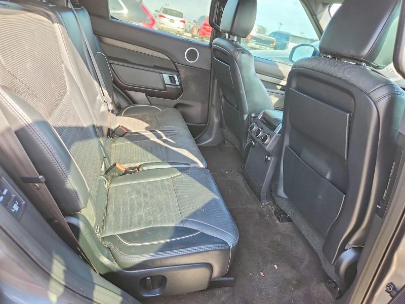 68222796 :رقم المزاد ، SALRRBBV5HA042504 vin ، 2017 Land Rover Discovery مزاد بيع