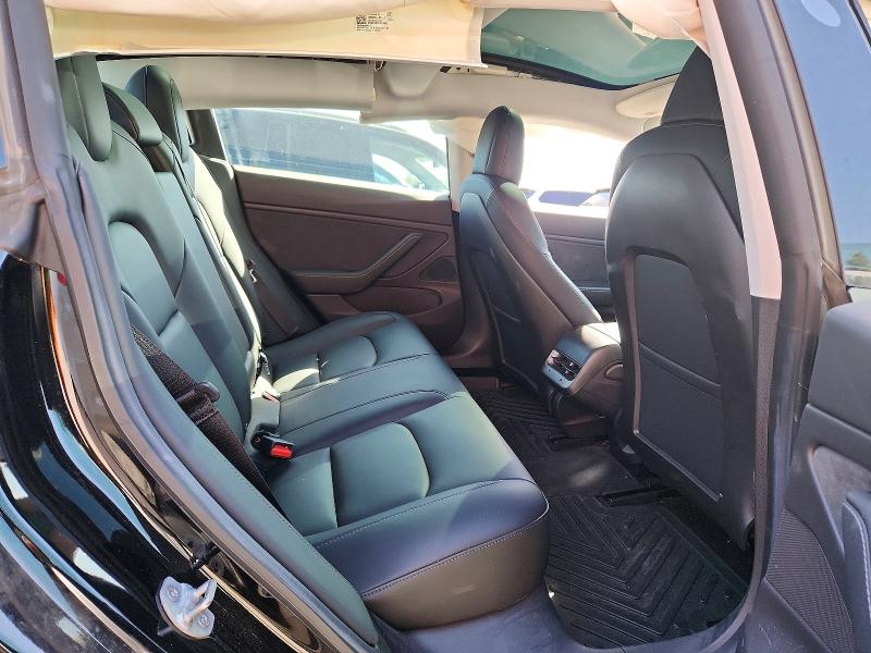 Продаж на аукціоні авто 2019 Tesla Model 3, vin: 5YJ3E1EA8KF415772, номер лоту: 70636516