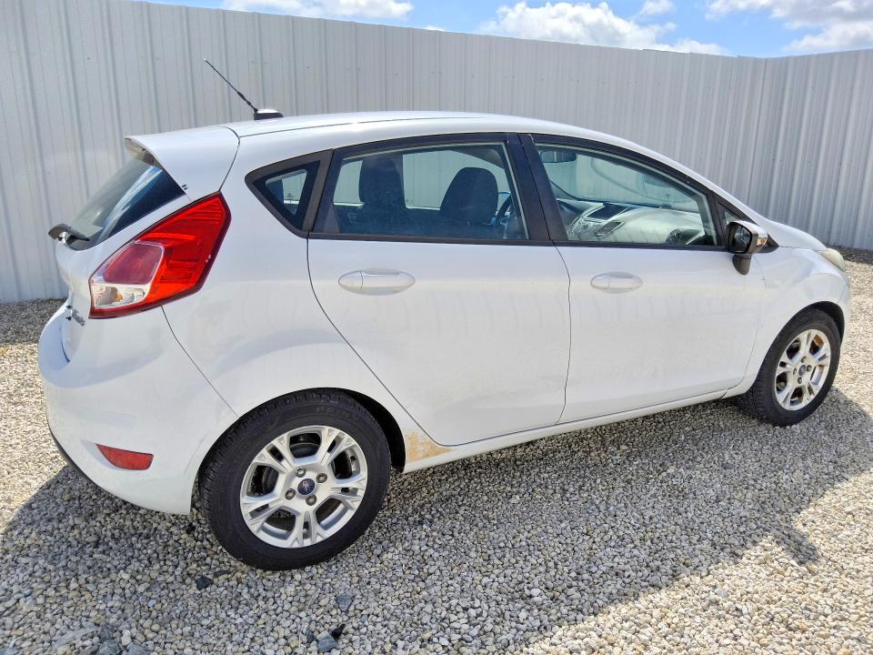 68070146 :رقم المزاد ، 3FADP4EJ9EM118158 vin ، 2014 Ford Fiesta مزاد بيع