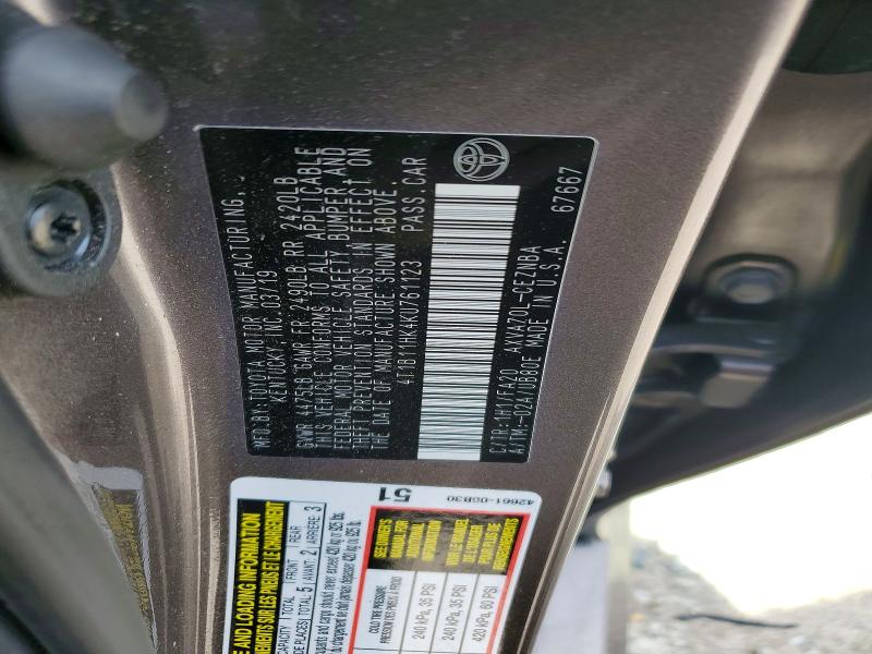 68144476 :رقم المزاد ، 4T1B11HK4KU761123 vin ، 2019 Toyota Camry مزاد بيع