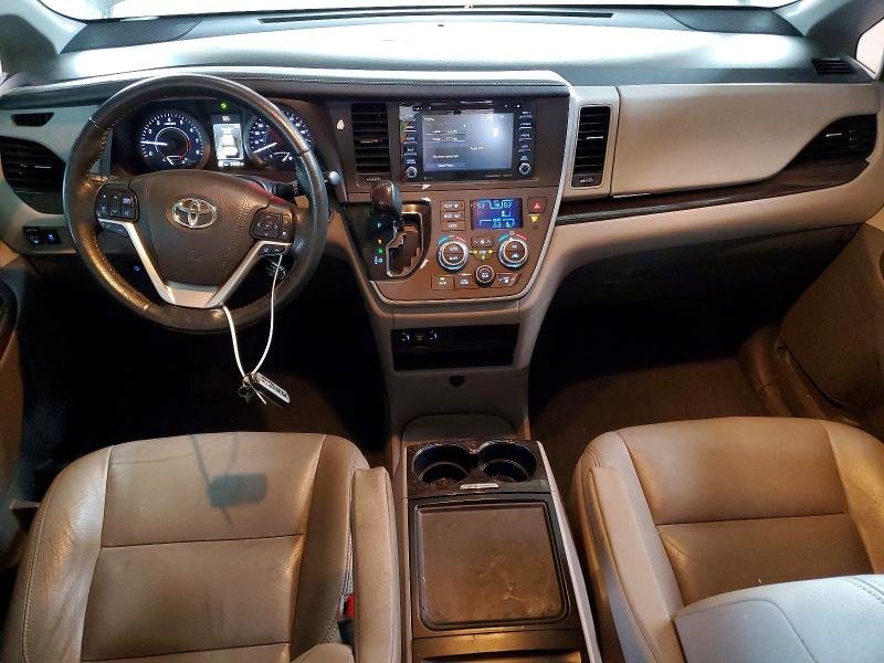70560776 :رقم المزاد ، 5TDYZ3DC8LS062357 vin ، 2020 Toyota Sienna مزاد بيع