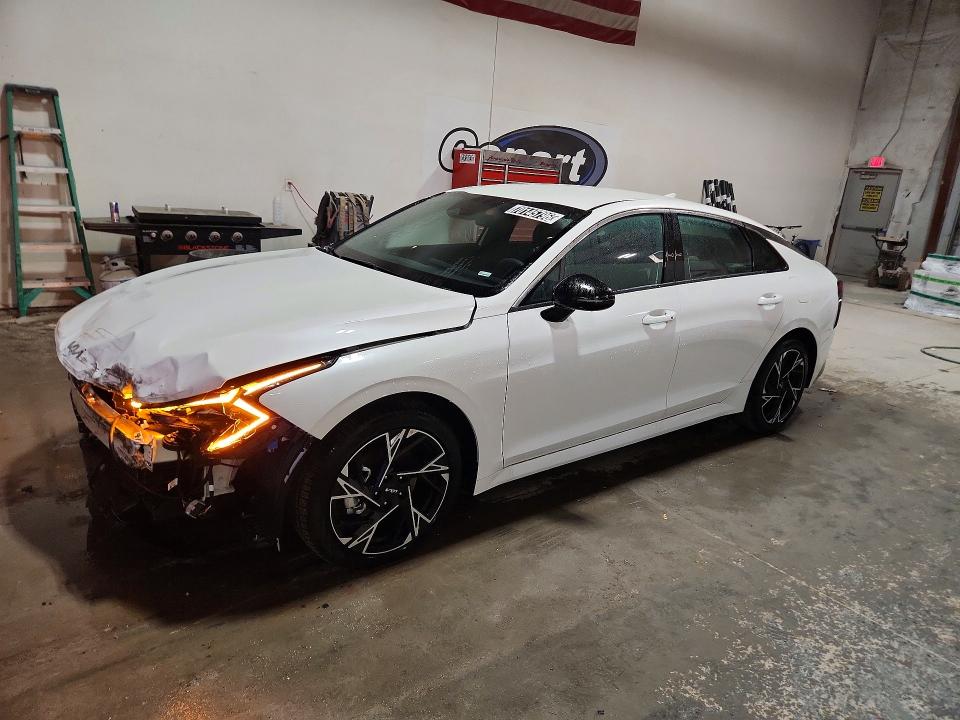 2027 Kia K5 მანქანა იყიდება აუქციონზე, vin: KNAG64J73V5529563, აუქციონის ნომერი: 70145796