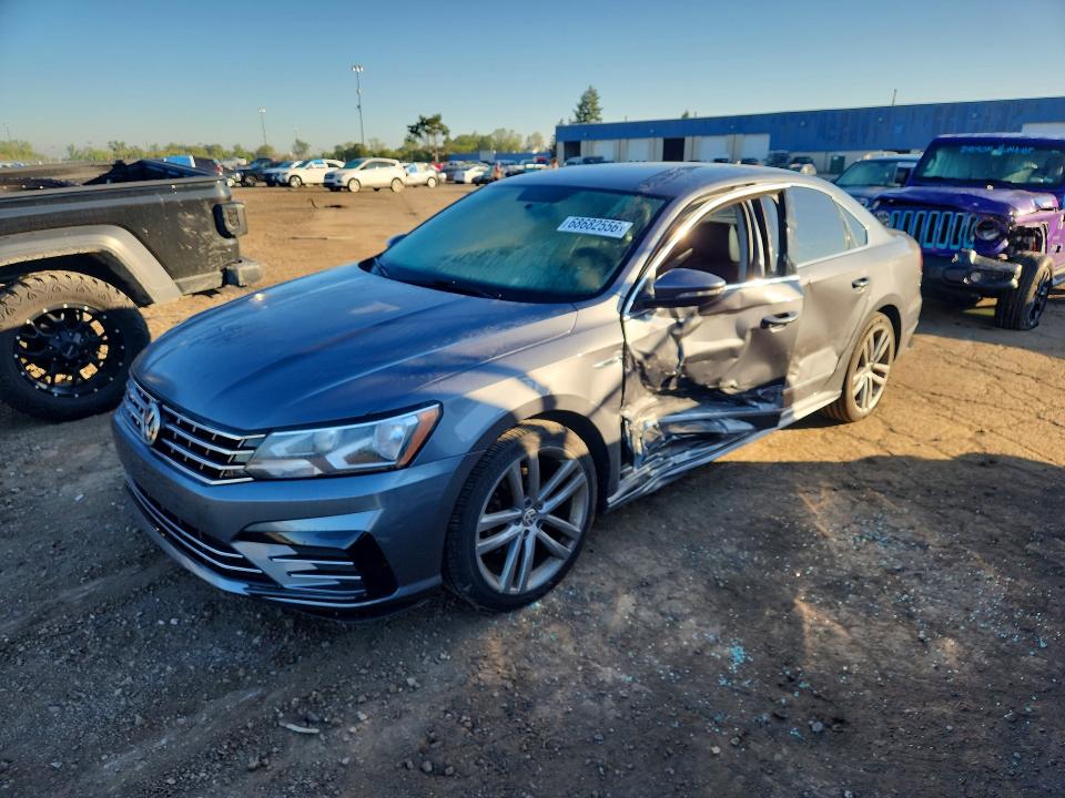 Продажа на аукционе авто 2017 Volkswagen Passat, vin: 1VWDT7A34HC073664, номер лота: 68682556