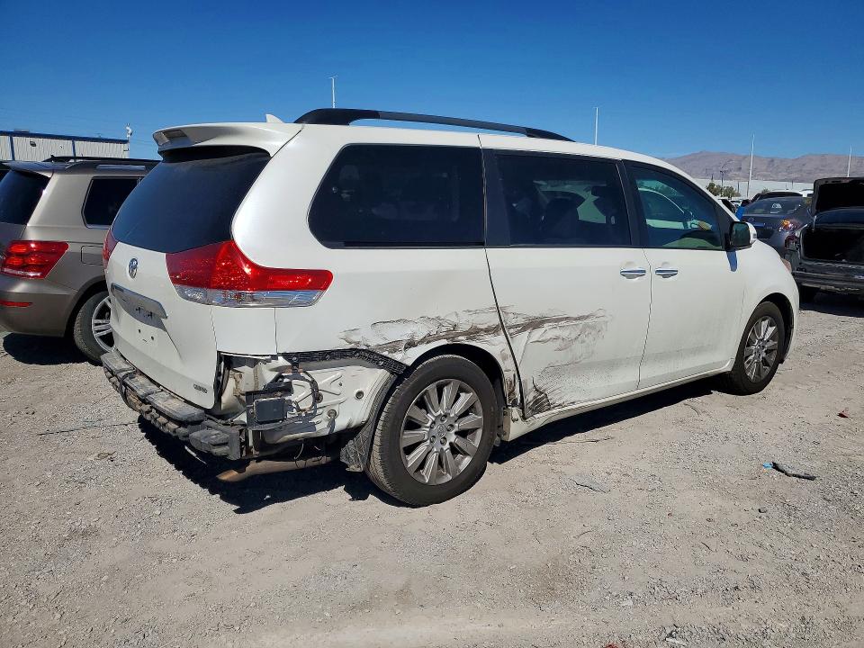 Продажа на аукционе авто 2014 Toyota Sienna, vin: 5TDYK3DC7ES437940, номер лота: 68050376