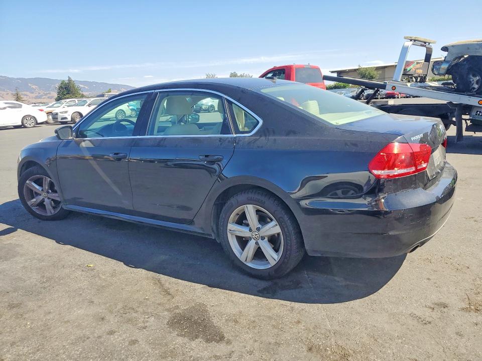69209446 :رقم المزاد ، 1VWBP7A38EC003558 vin ، 2014 Volkswagen Passat مزاد بيع
