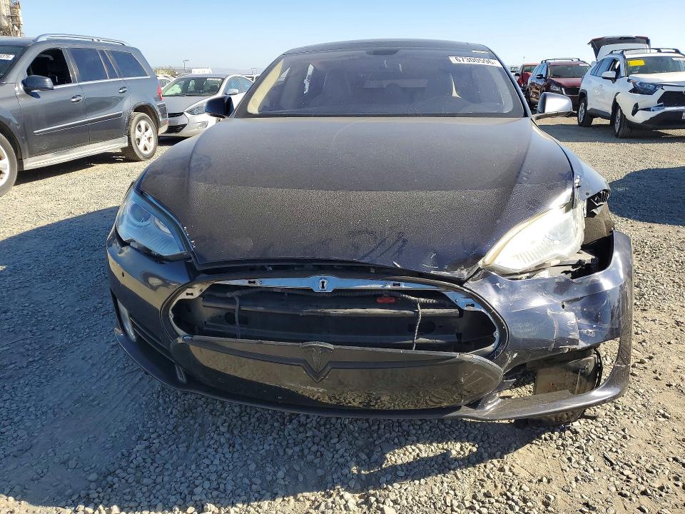 2014 Tesla Model S მანქანა იყიდება აუქციონზე, vin: 5YJSA1H1XEFP29396, აუქციონის ნომერი: 67300596